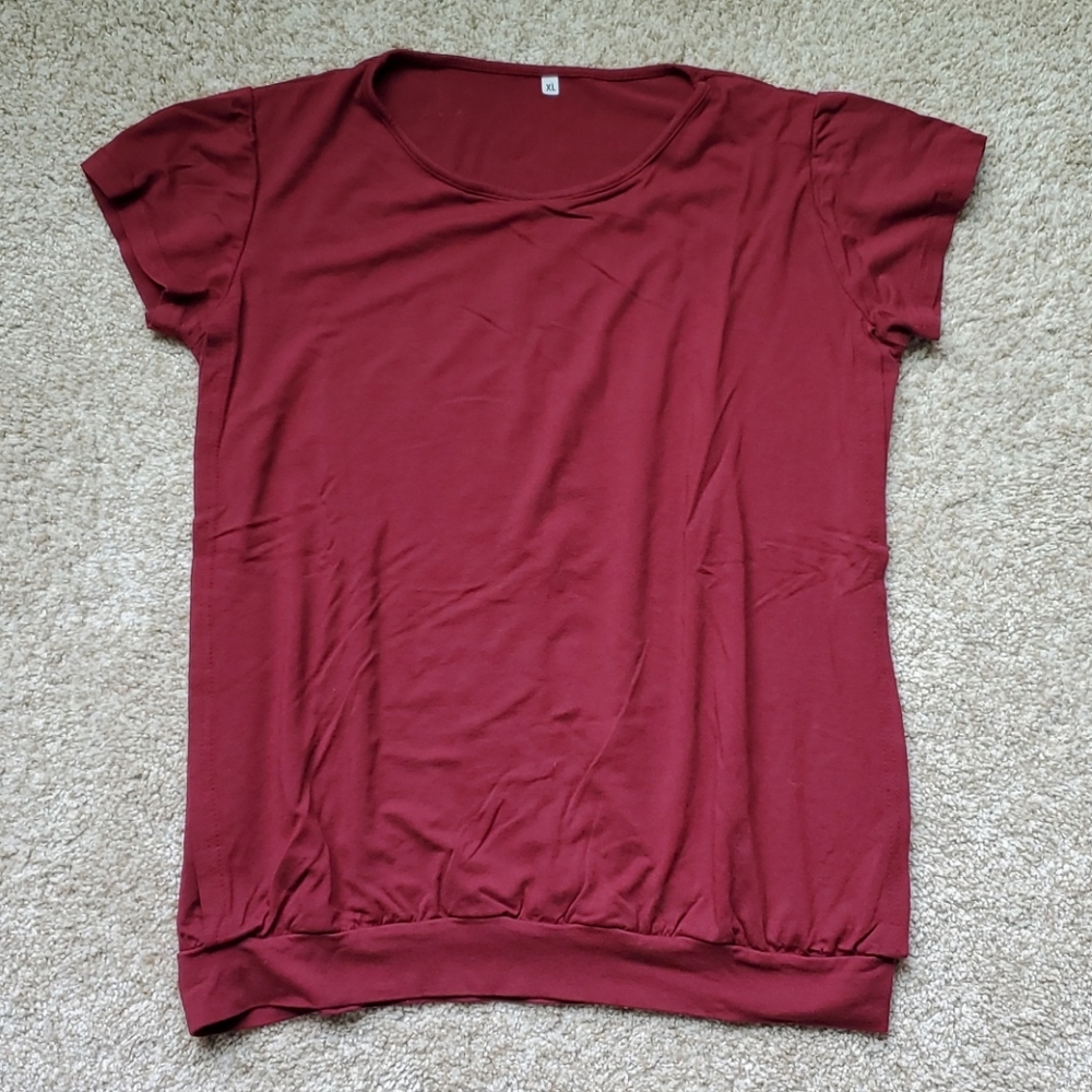 Crew neck nursing shirt